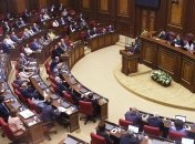 Всего один человек выступил против: Армения официально закончила войну в Карабахе