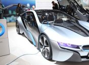 Журналисты раздобыли изображения гибридного суперкара BMW