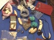 В Одесской обл. обнаружили нелегальный цех по обработке янтаря