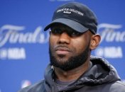 Джеймс разочарован действиями "Кливленда" в межсезонье