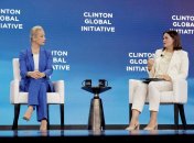 Юлія Навальна (ліворуч) і Світлана Тихановська