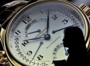 За месяц на швейцарские часы в мире потратили $2,2 млрд