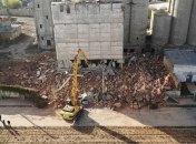 Взрыв элеватора в Харькове сняли на видео с высоты