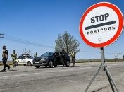 Карантин на майские праздники: на въезде в курортную Кирилловку установили КПП 