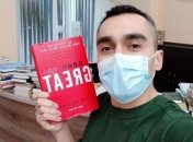 "Всі розчулені": евакуйованим з Уханя передали книги