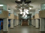 Последствия потопа? В киевском метро серьезные сбои, образовалась большая давка (видео)