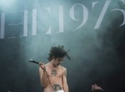 The 1975 стали лидерами альбомного чарта