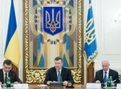 Янукович предостерегает от актов вандализма