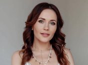 Наталья Денисенко продемонстрировала маникюр на лето