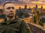 Де народився головком ЗСУ Драпатий — Місто-фортеця з глибоким каньйоном та багатовіковою історією
