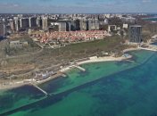 "Просто болото": українка показала, що стало з популярним пляжем в Одесі (відео)