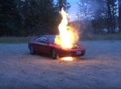 Эксперимент: что бывает, когда в двигатель вместо масла залить WD-40 (Видео)