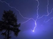 В самолет, который летел из Исландии в США, попала молния