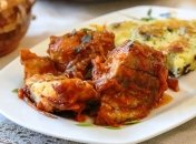 Рыба с овощами в томатном соусе – прекрасный и быстрый обед