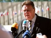 Глава МИД Литвы: ЕС может политически изолировать Москву