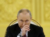 Российский диктатор начал сокращать количество общественных мероприятий со своим участием