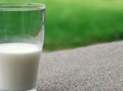 Такое ли полезное, как думаем: когда молоко вредит здоровью