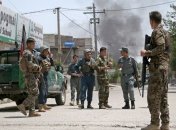 Стрельба и взрывы: Боевики атаковали медцентр в Афганистане