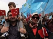 У Туреччині мітингували проти окупації Криму (Відео)