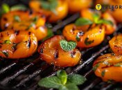 Такие абрикосы получаются очень ароматными и вкусными (изображение создано с помощью ИИ).