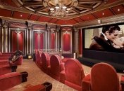 Мужчина судился с кинотеатром