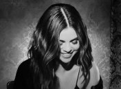 Селена Гомес анонсировала второй клип за эту неделю: новая песня "Look At Her Now" (Видео)