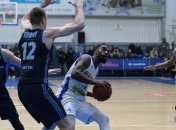 Суперлига: Химик и Днепр добыли победы