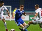 "Динамо" опозорилось во Львове, уступив без шансов "Вересу"