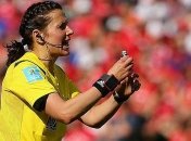 Украинка Монзуль будет судить матч Лиги чемпионов