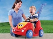 Машинка-каталка для ребенка: как выбрать?