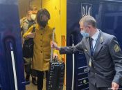 Глава немецкого МИД спецпоездом прибыла в столицу