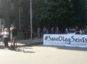 Активисты в центре Киева выставили требования к Порошенко