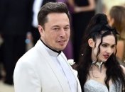 Илон Маск и певица Граймс немного скорректировали имя сына
