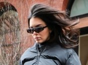 Брюки с анималистическим принтом: Кендалл Дженнер демонстрирует с чем их носить 