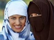 Мода на хиджаб: эволюция наряда за последние 100 лет (Видео)