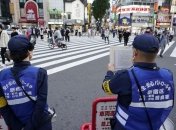 Японцы придумали маски для бассейна от коронавируса