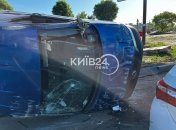 Автомобілі розтрощено