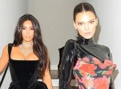 Ким Кардашьян и Кендалл Дженнер высмеяли на премии "Эмми"