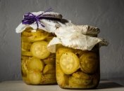 Мариновані кружальцями кабачки — приголомшлива смакота