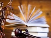 Двух работников Правэкс-банка будут судить за присвоение 21 миллиона
