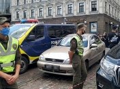 Захват банка в Киеве: террорист захвачен живым, взрыва не произошло  