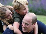 Дети Кейт Миддлтон и принца Уильяма встретились с новоиспеченной звездой Instagram (Фото)