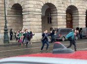 В університеті в самому центрі Праги відкрили стрілянину, є жертви: відео та подробиці (оновлено)