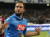 "Арсенал" сбивает цену на покупке Игуаина