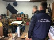 Полиция Львовской области пресекла работу подпольного водочного цеха (Фото)
