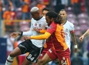 "Галатасарай" уверенно переиграл "Бешикташ" в стамбульском дерби