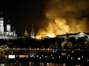 Пожар в Манеже у стен Кремля
