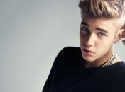 Джастин Бибер продолжает бить рекорды в чарте синглов Великобритании