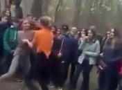В Херсонской области жестоко подрались девушки-школьницы
