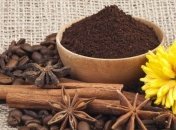 Косметологи объяснили, как правильно подготовить кожу к загару